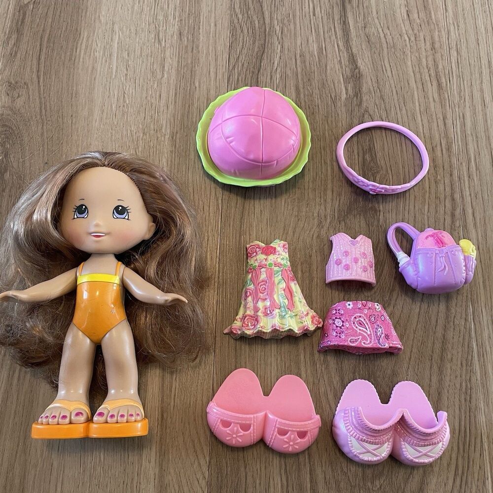 Fisher Price Snap n Style Gabriela Doll Clothes Shoes Hats Bundle Vintage GUC